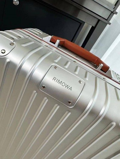 Чемодан Rimowa S