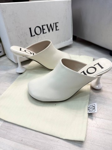 Босоножки Loewe