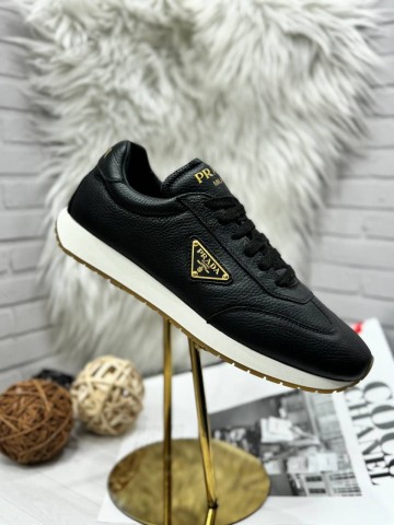 Кроссовки Prada
