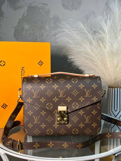 Сумка Louis Vuitton