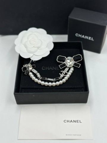 Брошь CHANEL