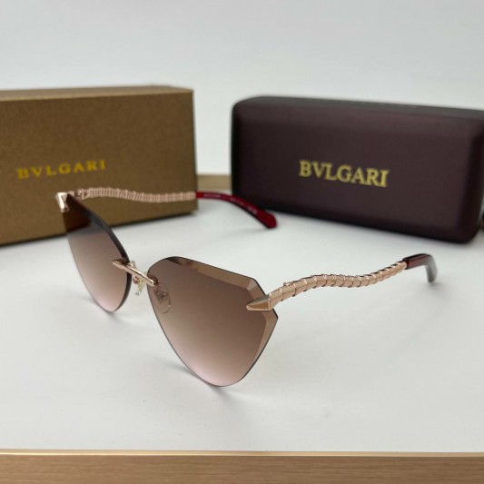 Солнцезащитные очки Bvlgari