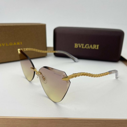 Солнцезащитные очки Bvlgari