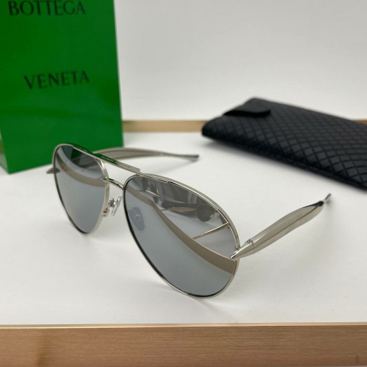 Солнцезащитные очки Bottega Veneta