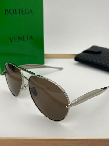 Солнцезащитные очки Bottega Veneta