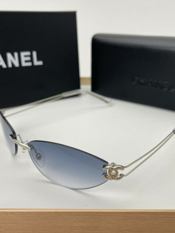 Солнцезащитные очки CHANEL
