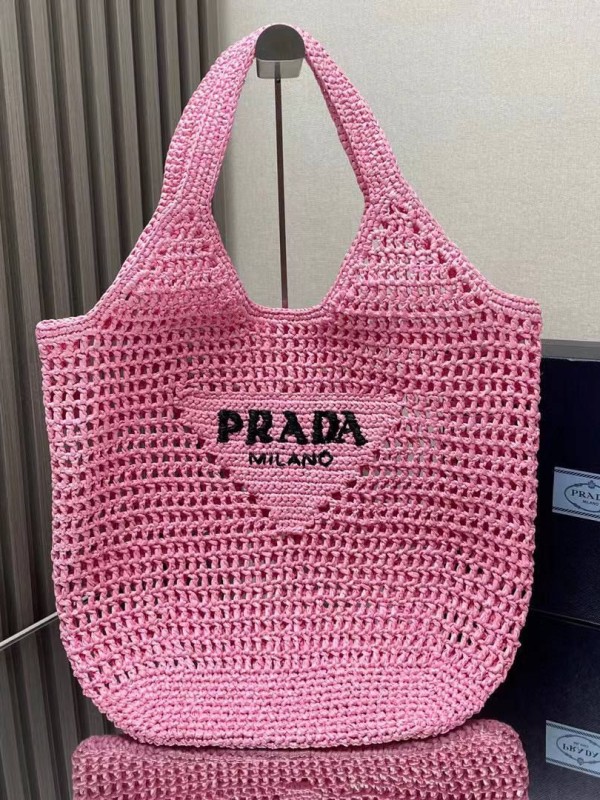 Сумка Prada