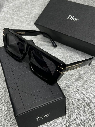 Солнцезащитные очки Dior