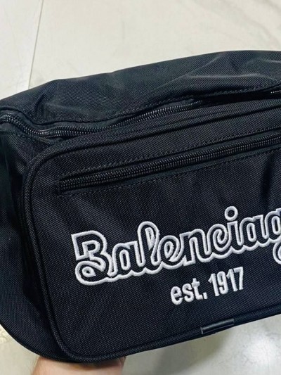 Поясная сумка Balenciaga