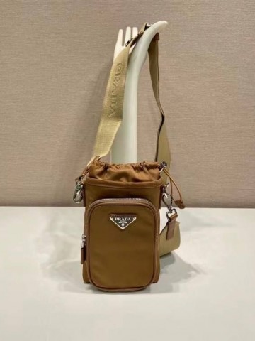 Сумка-слинг Prada