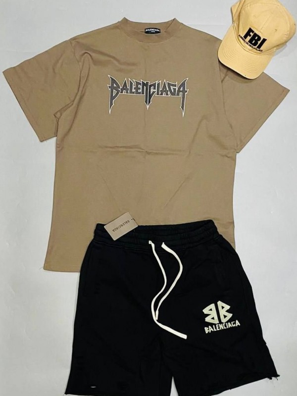 Футболка Balenciaga