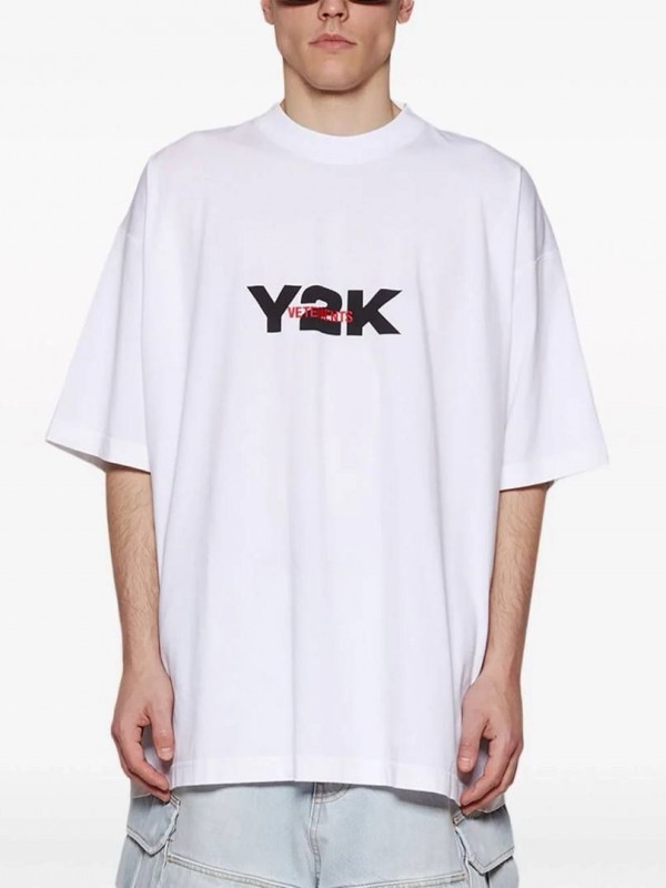 Футболка Vetements