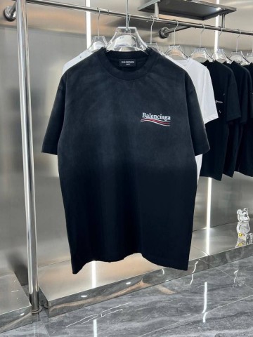 Футболка Balenciaga