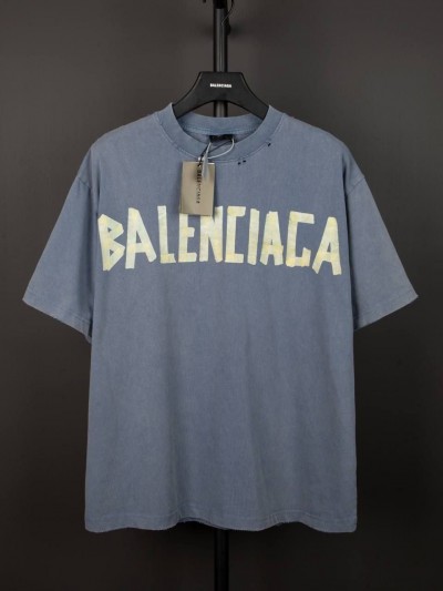 Футболка Balenciaga