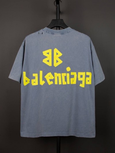 Футболка Balenciaga