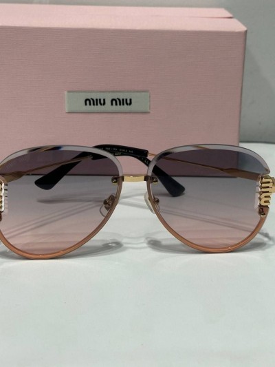 Солнцезащитные очки MIU MIU