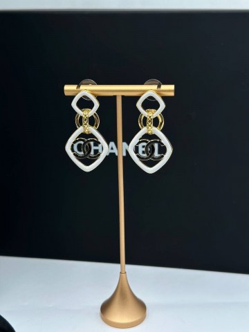 Серьги CHANEL
