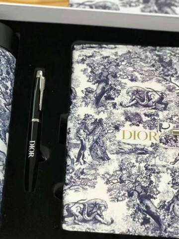 Блокнот Dior