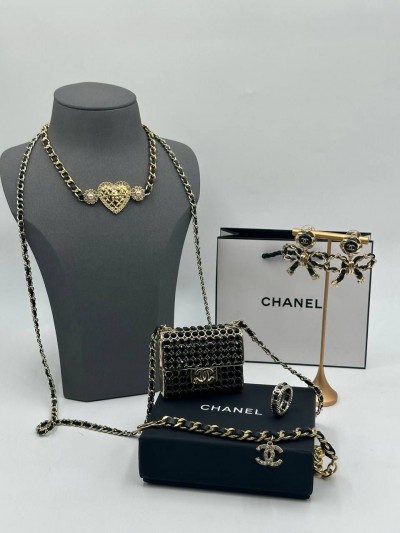 Серьги CHANEL