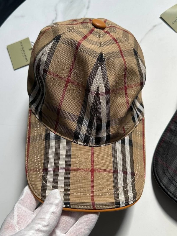 Кепка Burberry