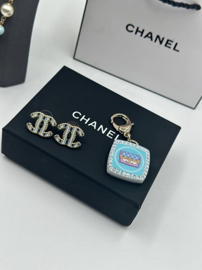 Серьги CHANEL