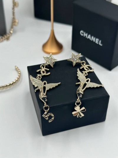 Серьги CHANEL