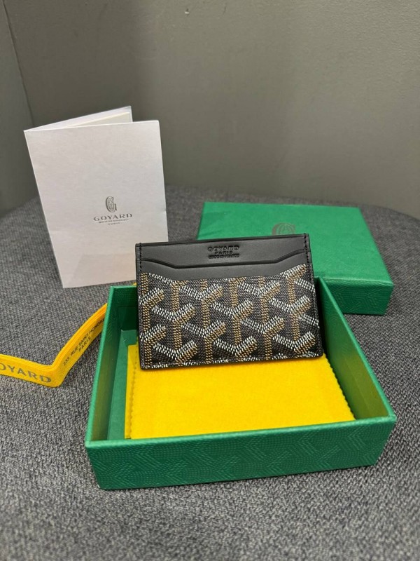 Визитница Goyard