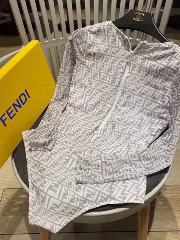 Боди Fendi