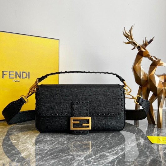 Сумка Fendi