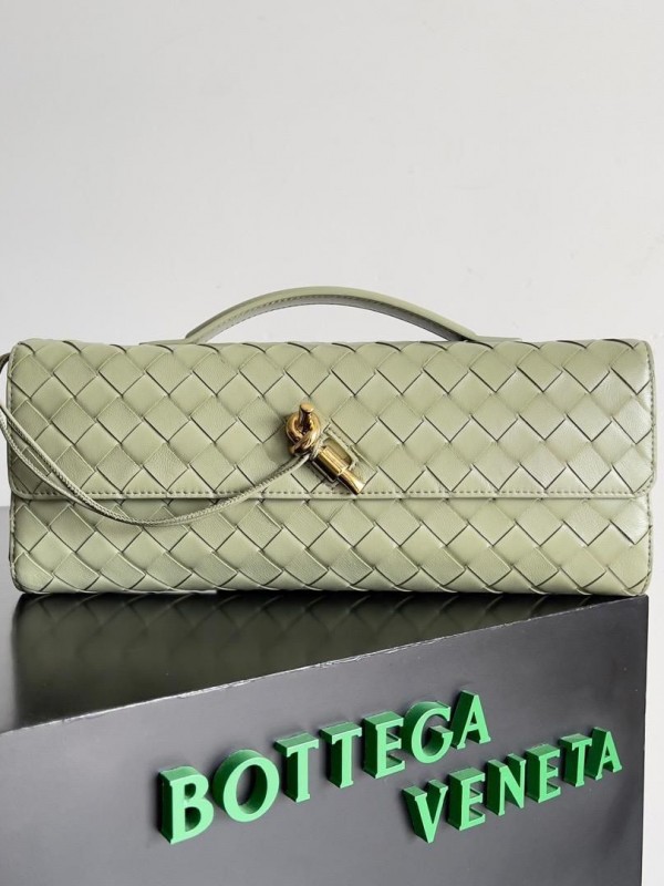 Клатч Bottega Veneta