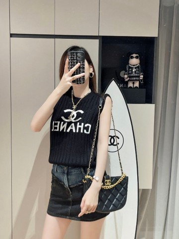 Жилет CHANEL