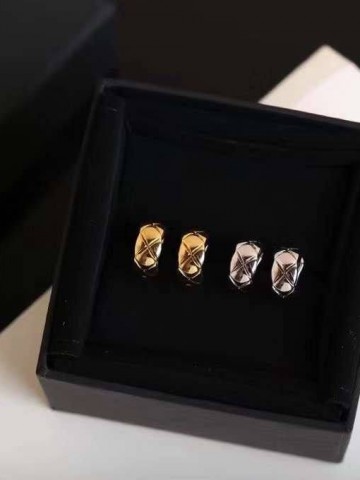 Серьги CHANEL
