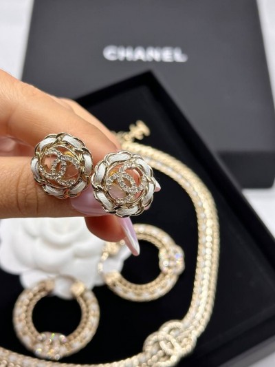 Серьги CHANEL