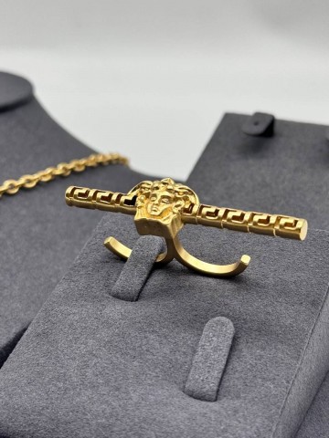 Кольцо Versace