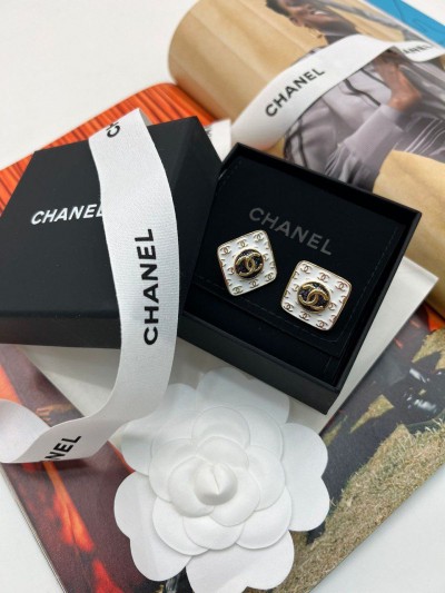 Серьги CHANEL