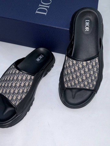 Шлепанцы Dior