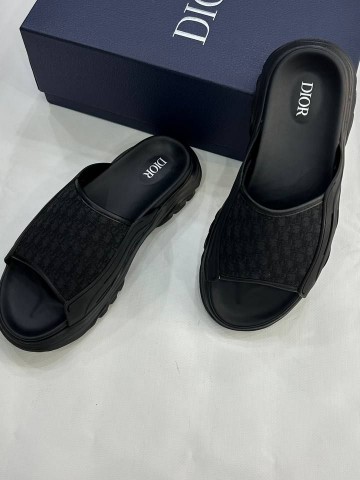 Шлепанцы Dior