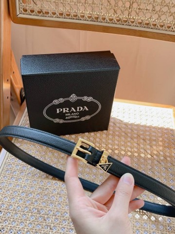 Ремень Prada