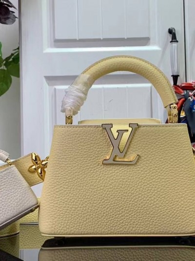 Сумка Louis Vuitton 21 см