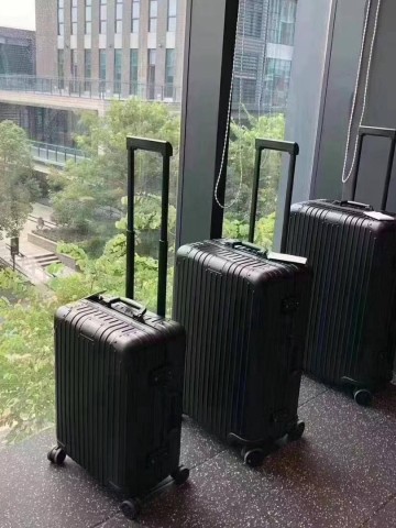 Чемодан Rimowa L