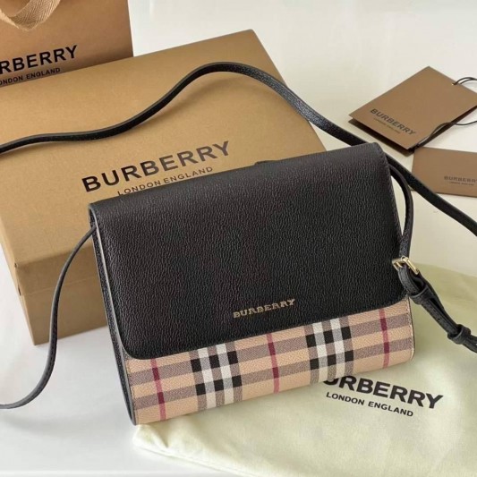 Сумка Burberry