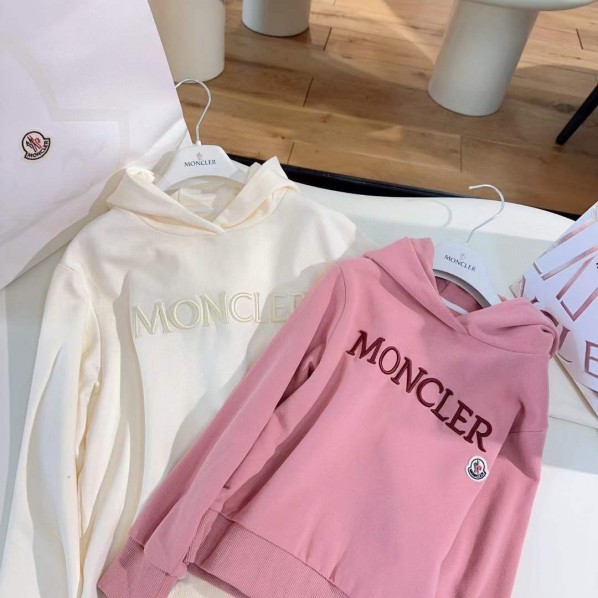 Худи Moncler