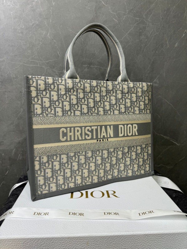 Сумка Dior