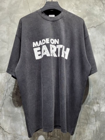 Футболка Vetements