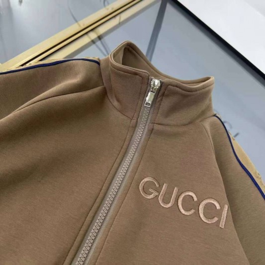 Костюм Gucci