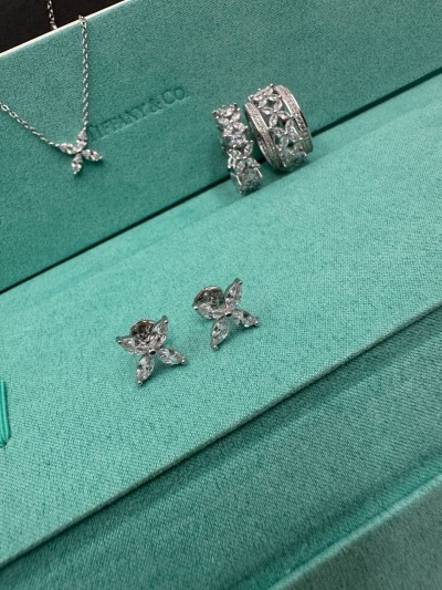 Серьги Tiffany & Co.