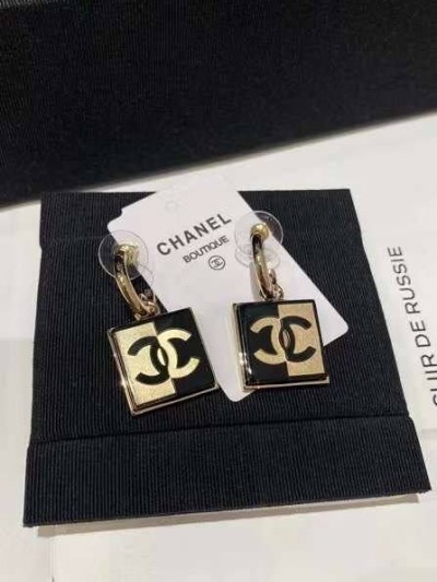 Серьги CHANEL