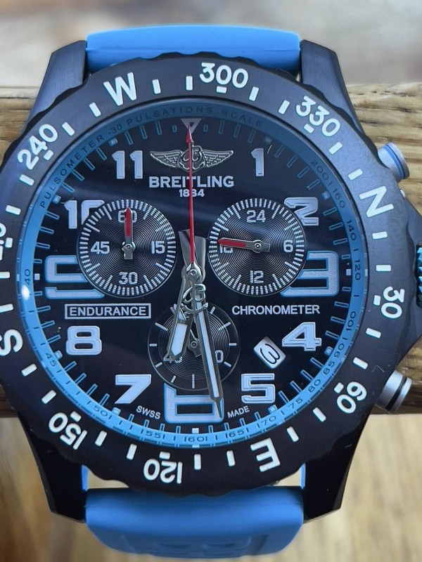 Часы Breitling