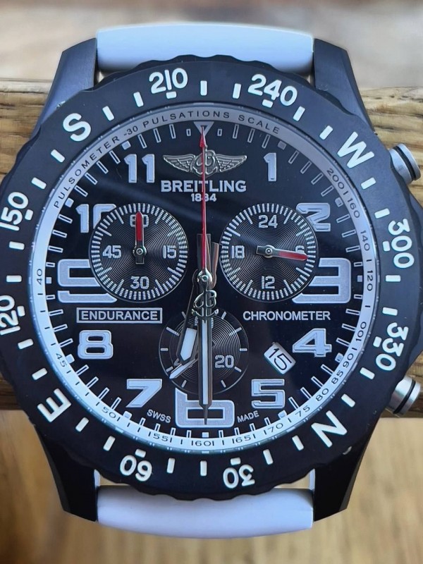 Часы Breitling