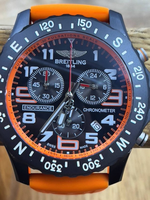 Часы Breitling